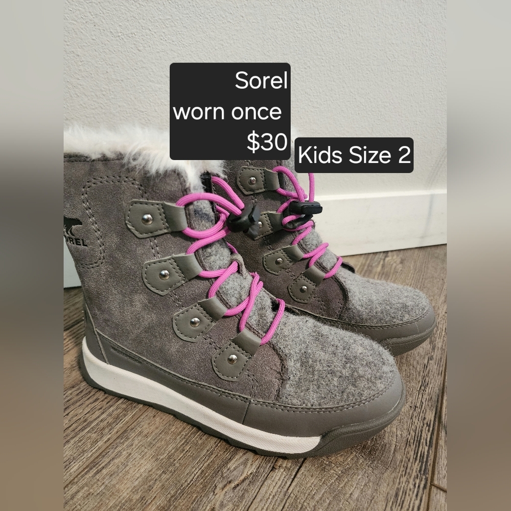 Sorel Kids Boots in Gray with Pink Accents